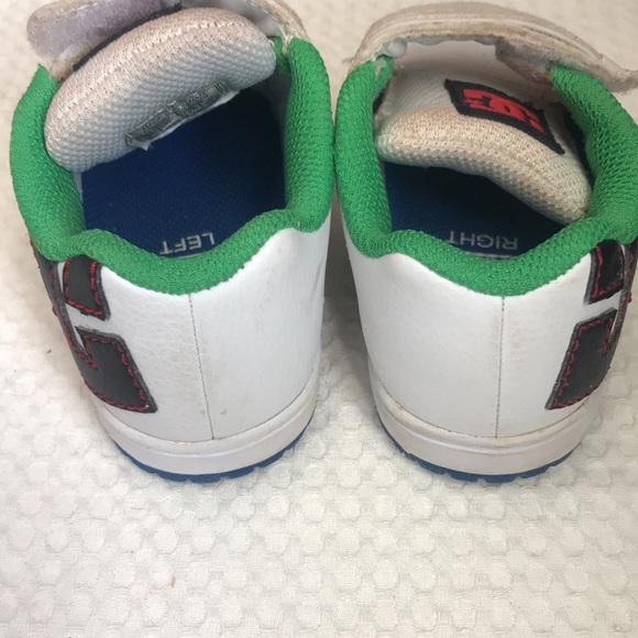 3/$20 Y2K DC Toddler Skate Shoes - Picture 5 of 6